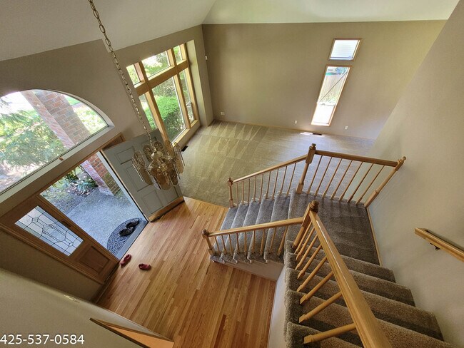 Foto del edificio - 16999 NE 37th Pl