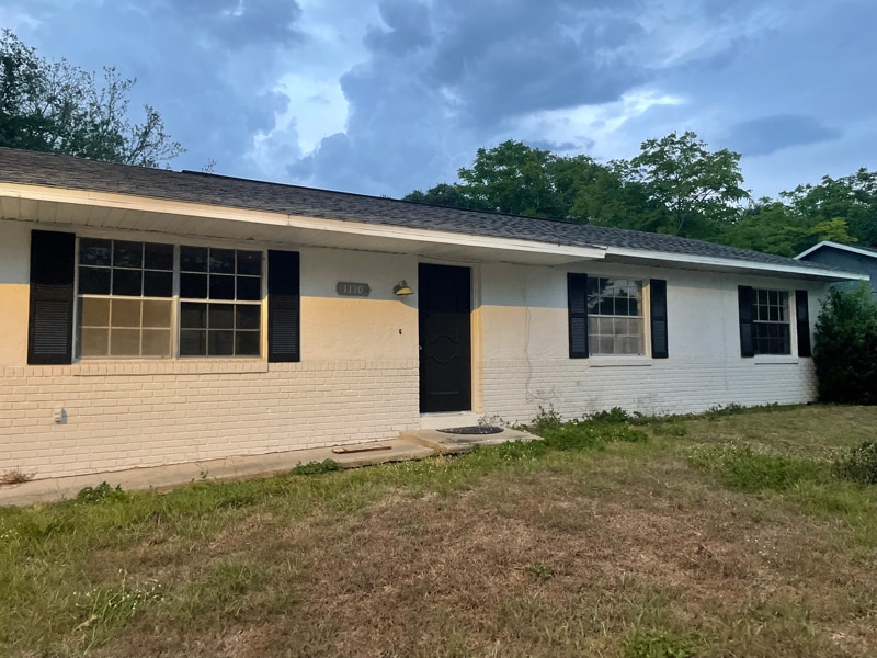 Photo - 1110 Outlook Dr