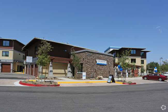 Building Photo - Creekside Apartments