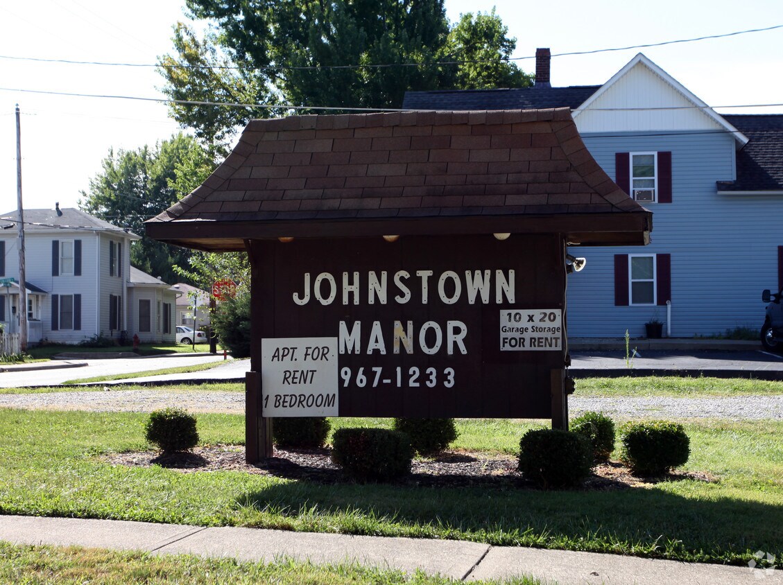 Foto del edificio - Johnstown Manor Apartments