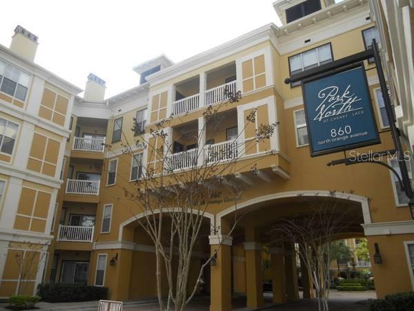Foto principal - 860 N Orange Ave