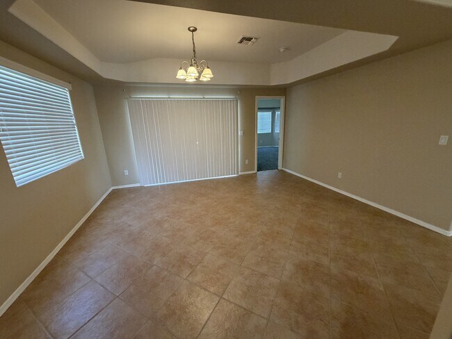 Building Photo - 2460 Topanga Dr