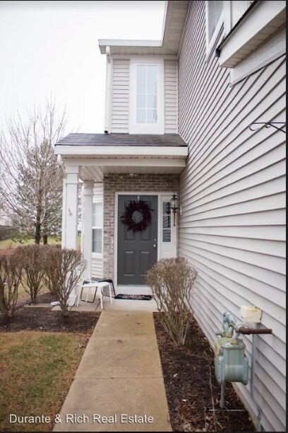 Building Photo - 1824 Candlelight Cir