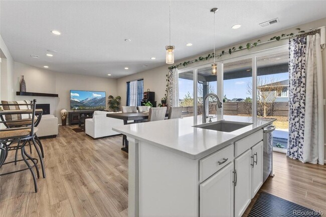 Foto del edificio - 26923 E Archer Ave