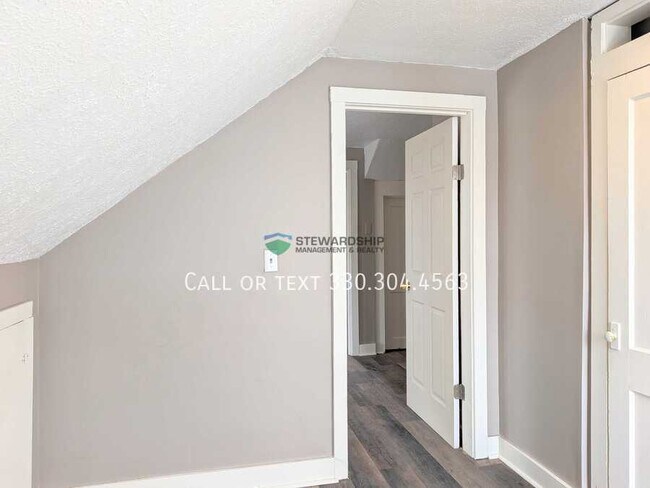 Foto del edificio - 133 Catherine St