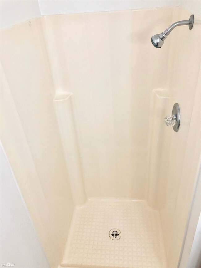 Foto del edificio - Studio, 1 bath  - Key West Apartments