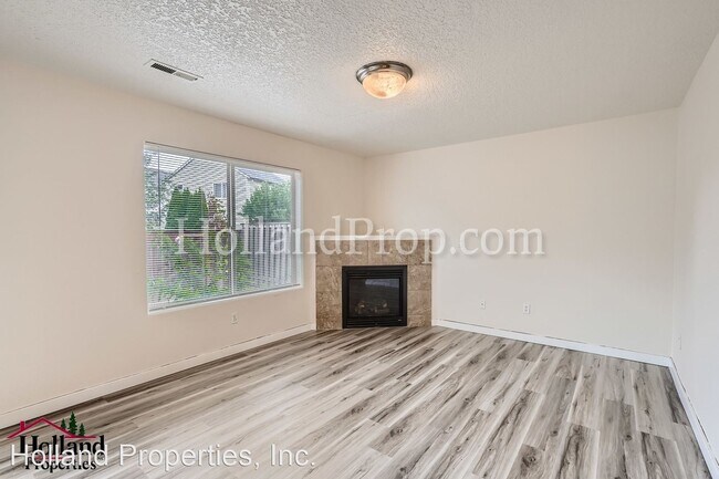 Building Photo - 4 br, 2.5 bath House - 868 N 20th Way