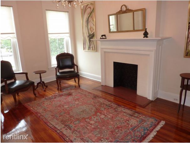 Building Photo - 515 Seward Sq SE