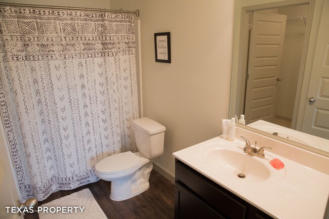 Bathroom Sinks Baton Rouge wildwood of baton rouge rentals - baton rouge, la | apartments Bathroom Sinks Baton Rouge wildwood of baton rouge rentals - baton rouge, la | apartments