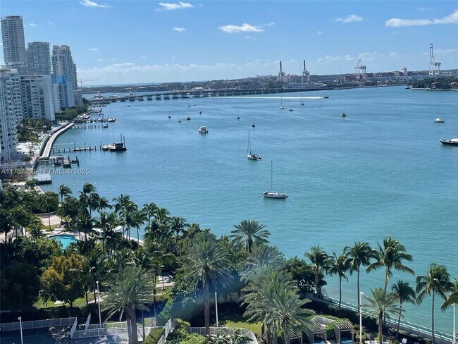 Foto del edificio - 1500 Bay Rd