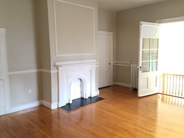 Building Photo - 7 Fairfax Rd