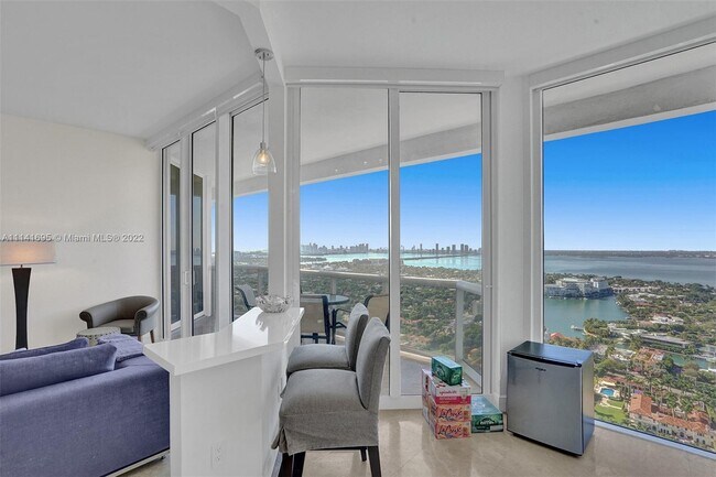 Building Photo - 4779 Collins Ave