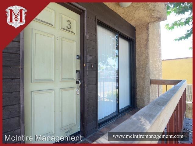 Foto del edificio - 14735 Victory Blvd