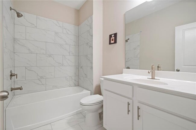 Foto del edificio - 2975 Western Highland Blvd