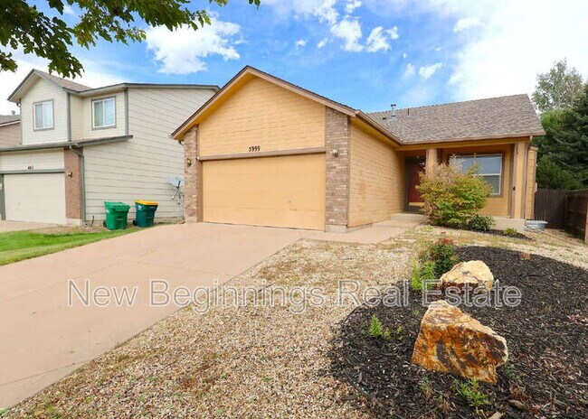 Building Photo - 5999 Pioneer Mesa Dr