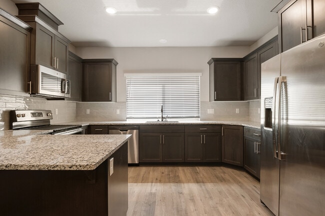 Building Photo - 8887 SW Elena Ln