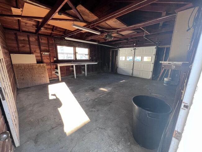 Foto del edificio - Mount Vernon 2 Bedroom with Parking Garage.