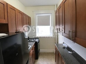 Building Photo - 1185 Boylston St