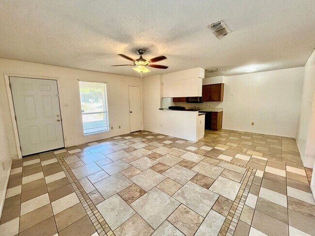 Foto del edificio - 424 NW 23rd St