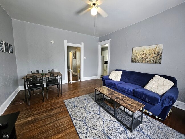 Foto del edificio - 420 E 14th St