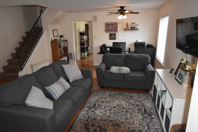 Building Photo - 1130 Brockton Ct