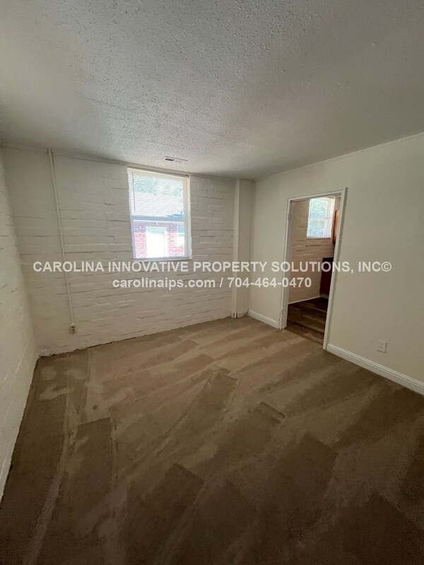 Building Photo - 2110 Rush Wind Dr