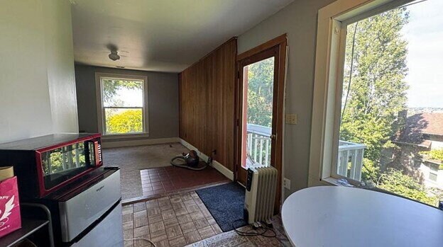 Foto del edificio - 10-Minute Walk to WWU with Plenty of Easy Street Parking