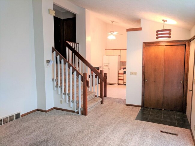 Building Photo - 12724 Grant Cir