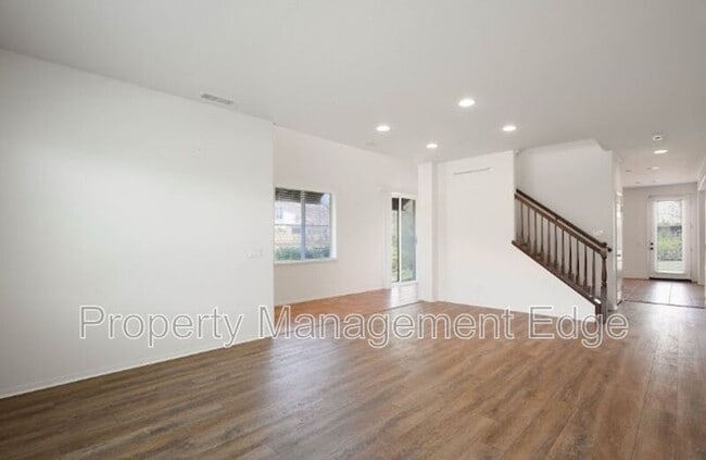 Building Photo - 23536 Silverwood St