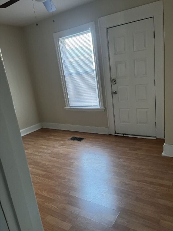 Foto del edificio - 820 Maury St