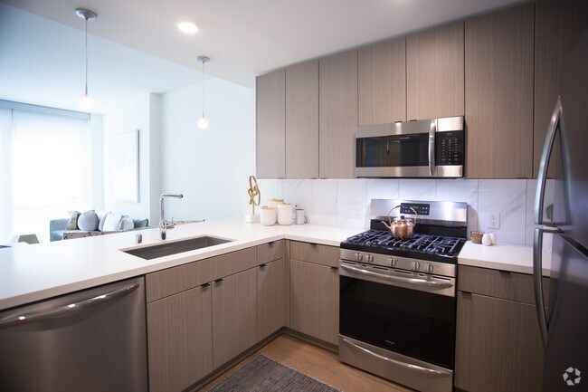 1HAB, 1BA - 662 ft² - Apex and Alina