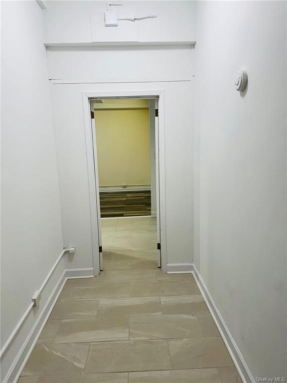 Foto del edificio - 2200 E Tremont Ave