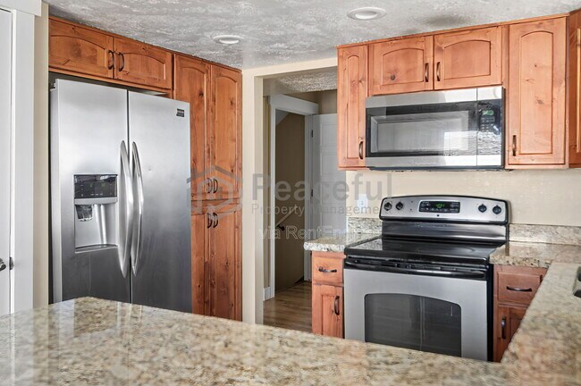 Foto del edificio - 7222 Ponderosa Dr