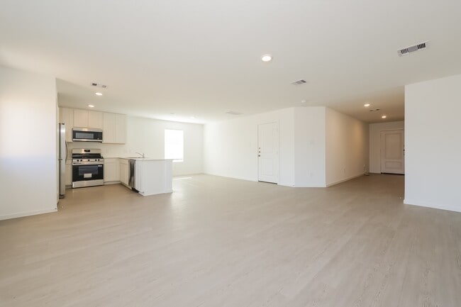 Building Photo - 18053 Trepito Ave