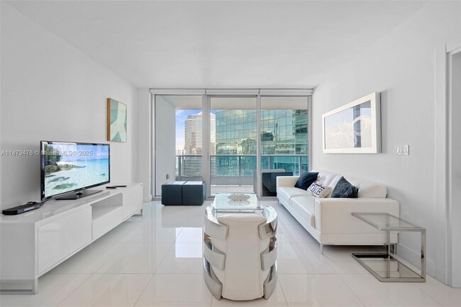Building Photo - 200 Biscayne Blvd Way