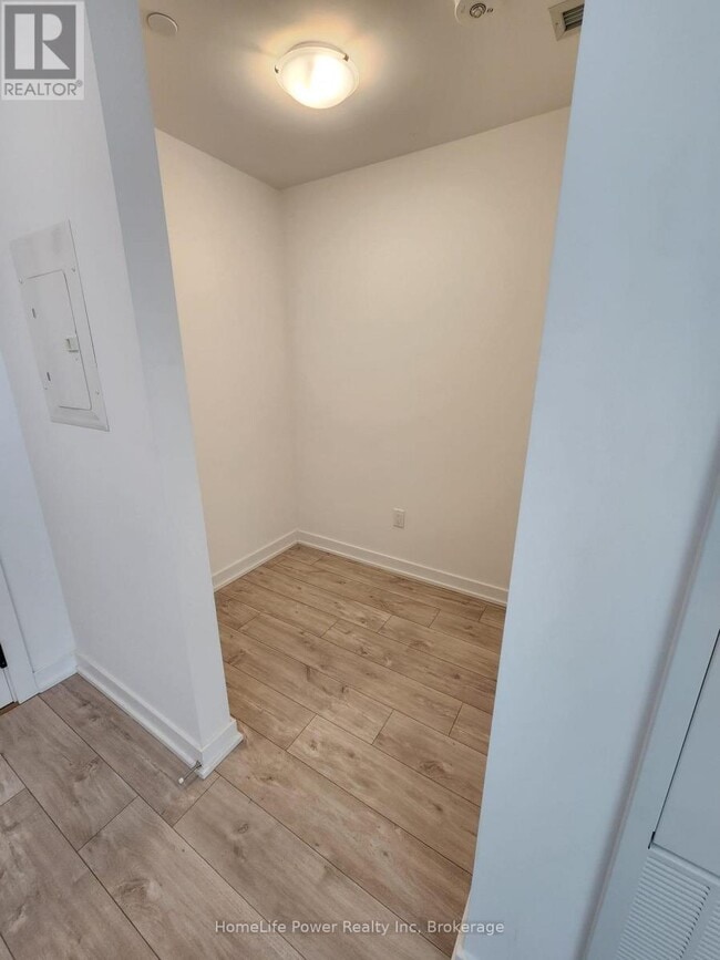 Building Photo - 770 Whitlock Ave
