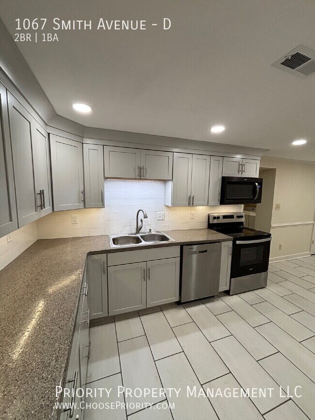 Foto del edificio - 1067 Smith Ave