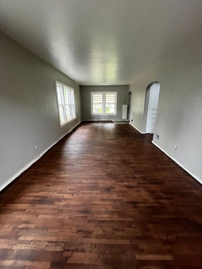 Building Photo - 226 S Cornell Cir