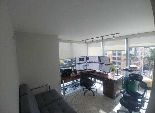 Foto del edificio - 2655 Collins Ave