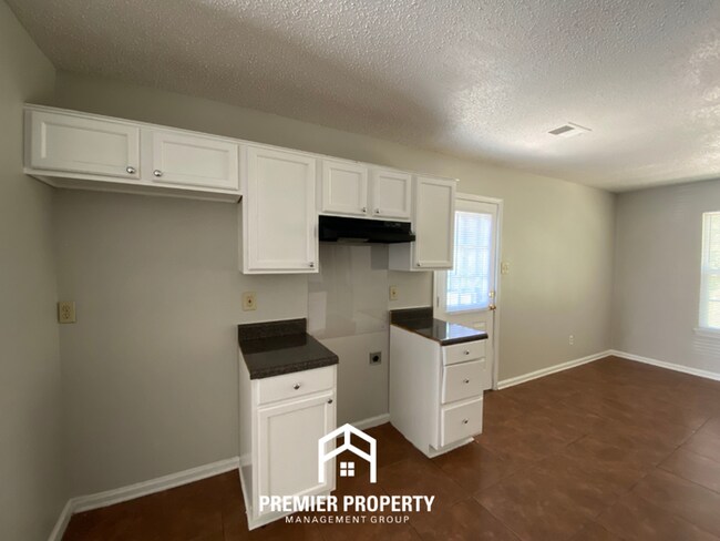 Foto del edificio - 4448 Kings Valley Cove W