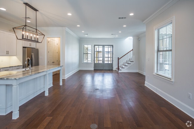 3 BR, 3.5 BA - Lake View Condo - Wellington Place
