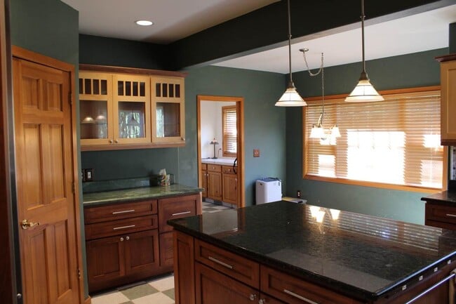 Building Photo - Experience Downtown Gig Harbor living in t...