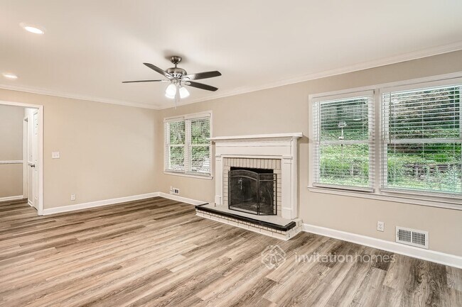 Foto del edificio - 2846 Cedarbrook Dr