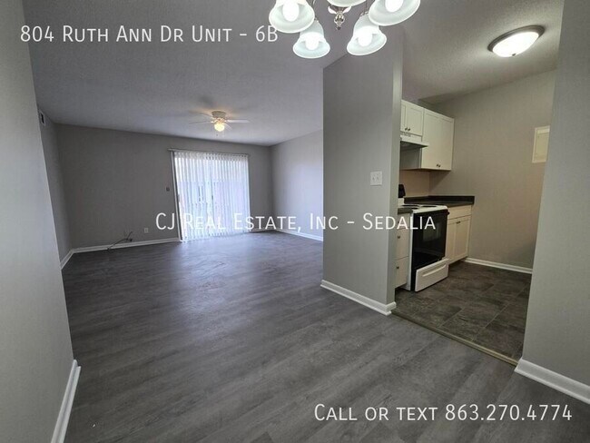 Building Photo - 804 Ruth Ann Dr