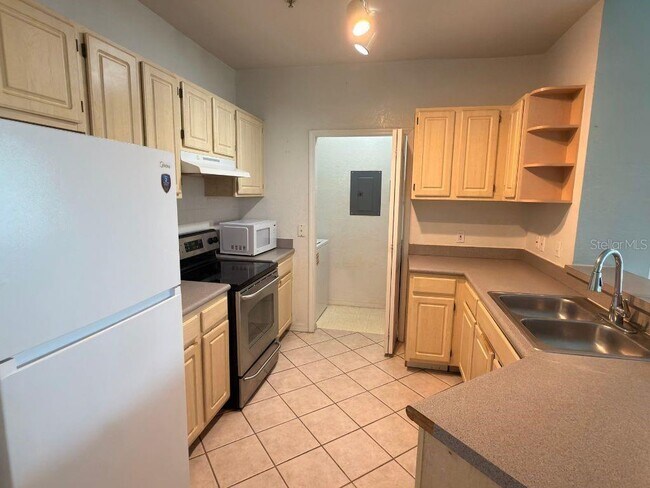 Foto del edificio - 2717 Maitland Crossing Way