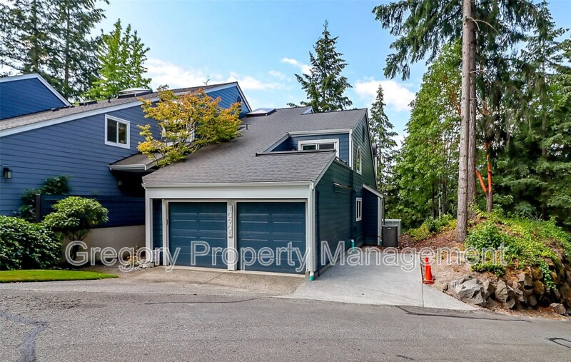 Primary Photo - 10905 NE 41st Dr