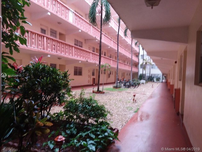 Foto del edificio - 215 SE 3rd St