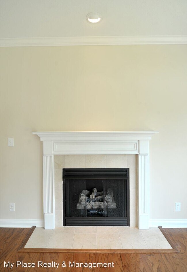 Building Photo - 4 br, 2.5 bath House - 388 Abeline Dr