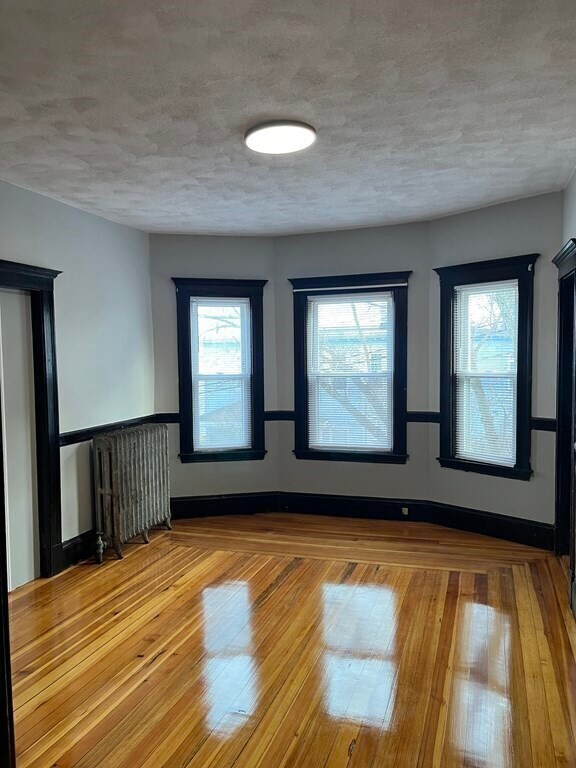 Building Photo - 107 Marlborough St