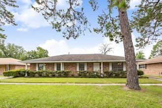 Building Photo - 12114 Tams Dr